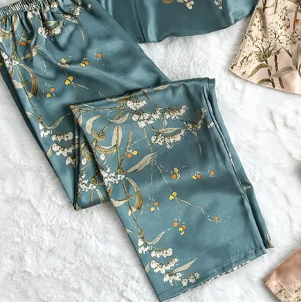 Pajama Set - Picture 5 of 5